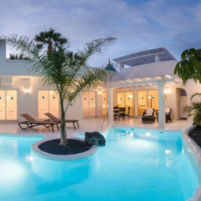 Pool into Villa